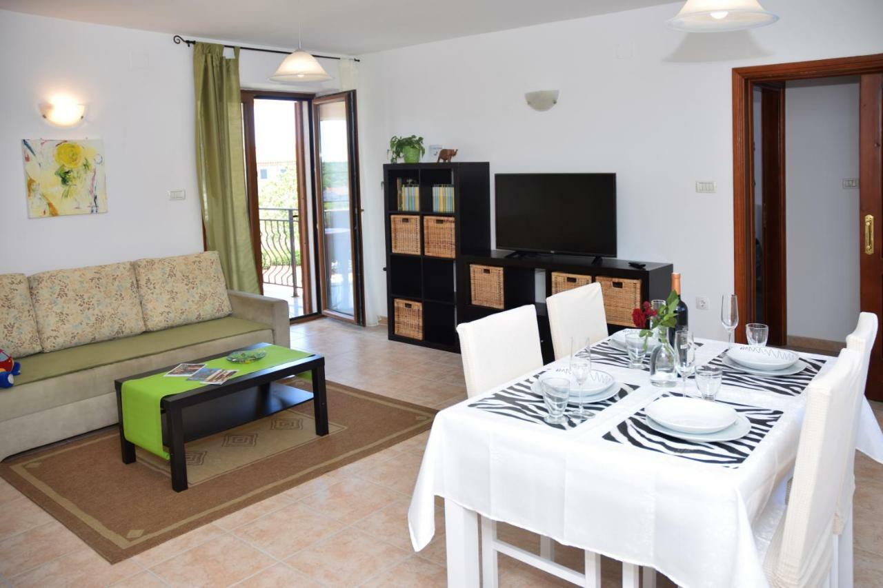 Villa Krasa Sea View Apartmants With Pool Ližnjan エクステリア 写真