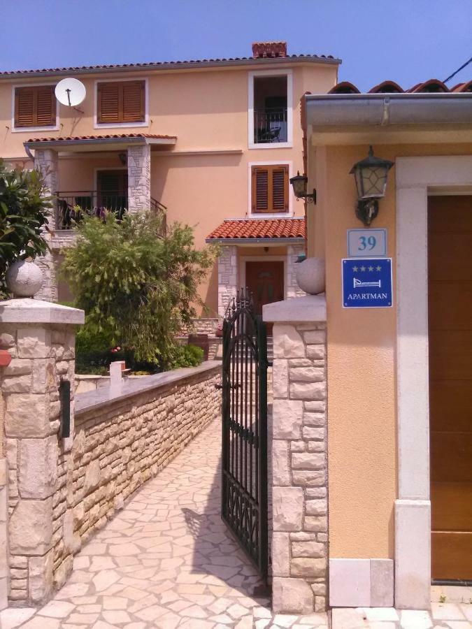 Villa Krasa Sea View Apartmants With Pool Ližnjan エクステリア 写真